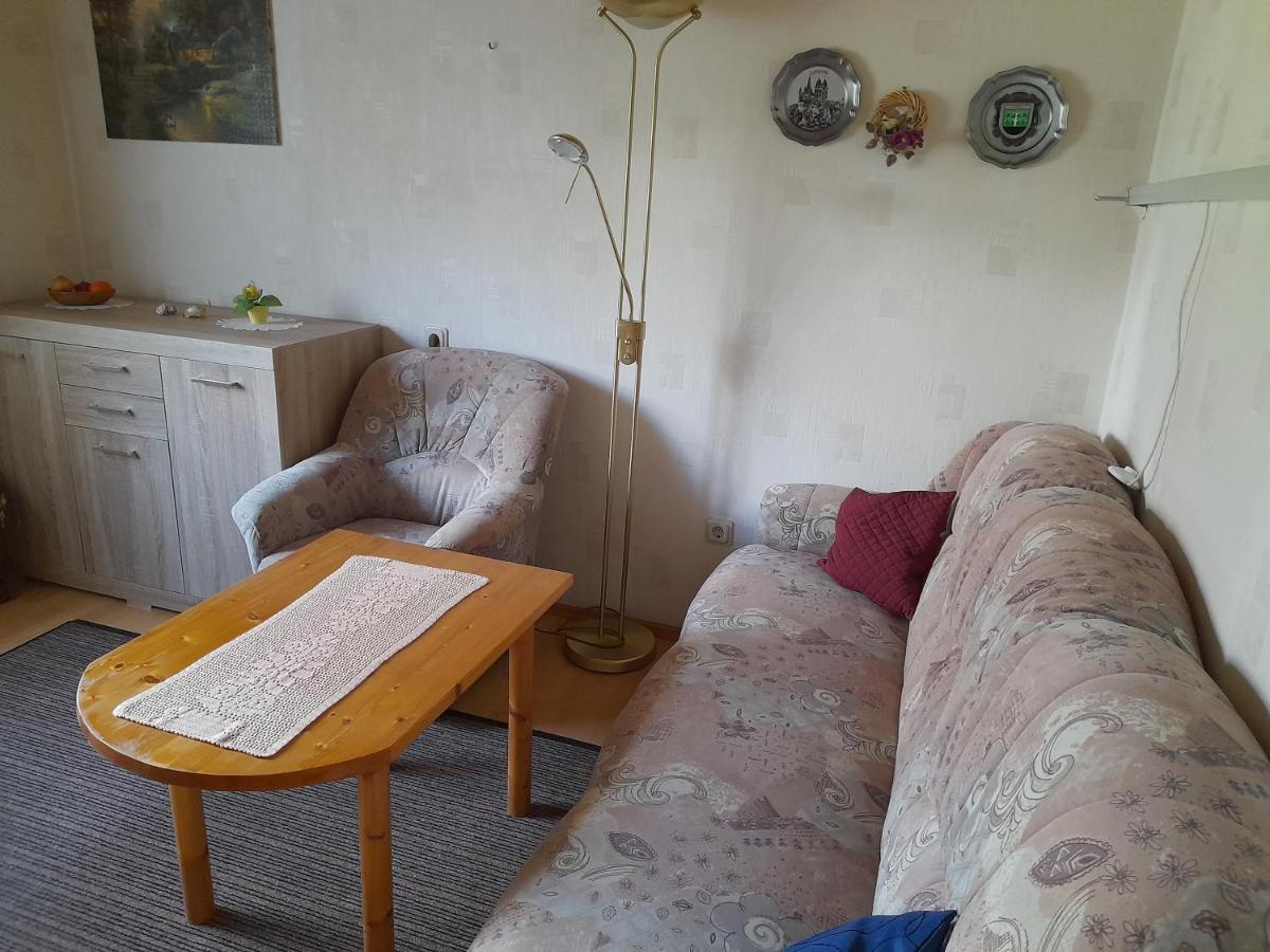Ferienwohnung Woelbert Altendiez 외부 사진
